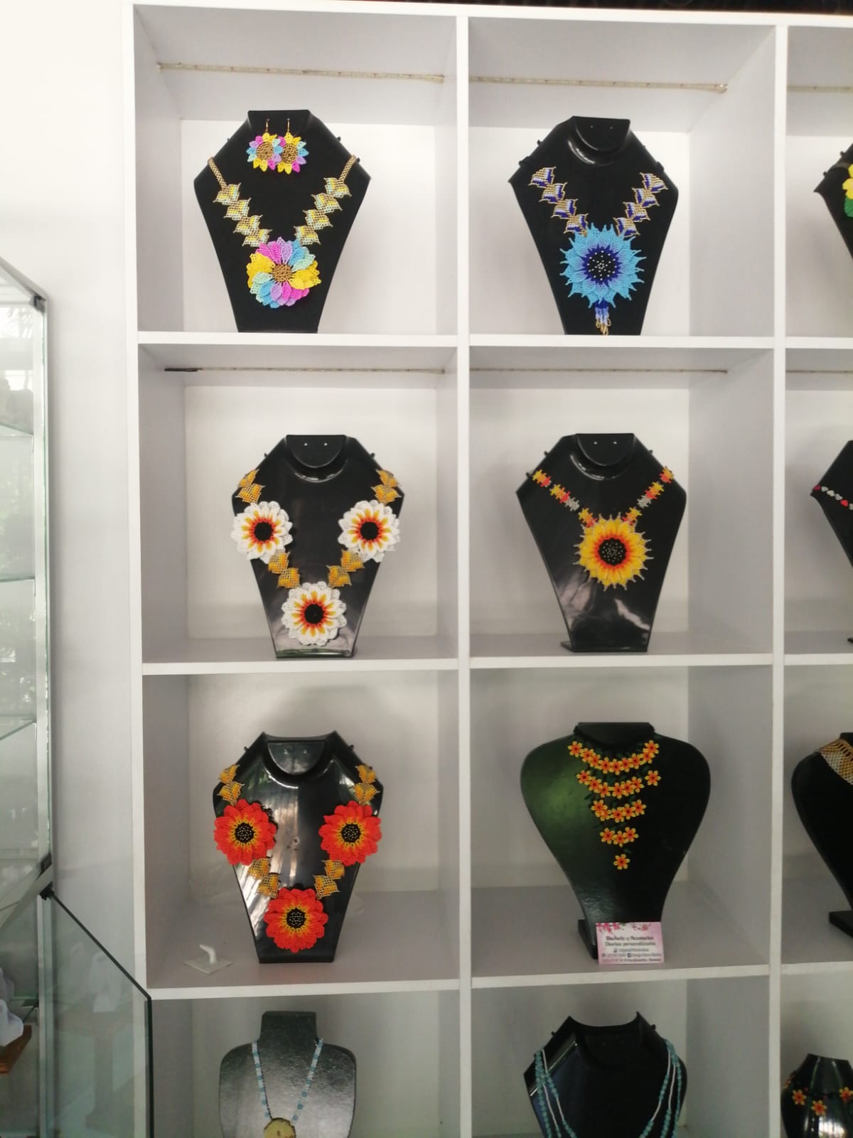Exhibidor Soporte Cuello Collar Base Cadenas