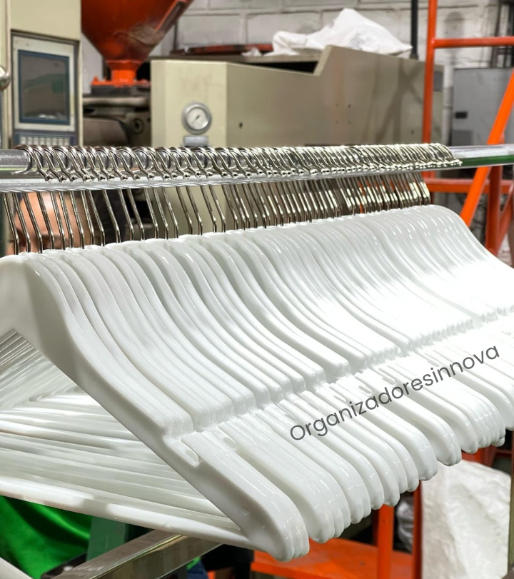 Gancho de lujo tipo madera X120 unidades